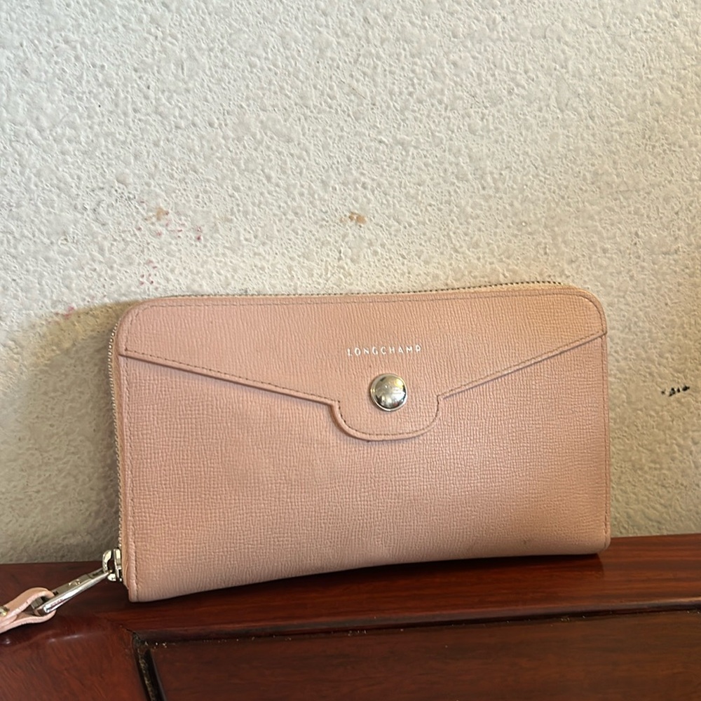 Longchamp Long Zippy Wallet